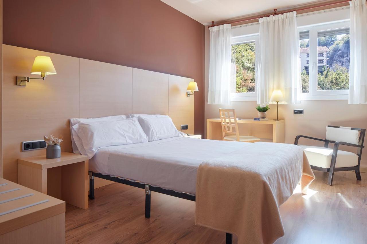Iraipe Santuario De Arantzazu Hotel Oñate Dış mekan fotoğraf