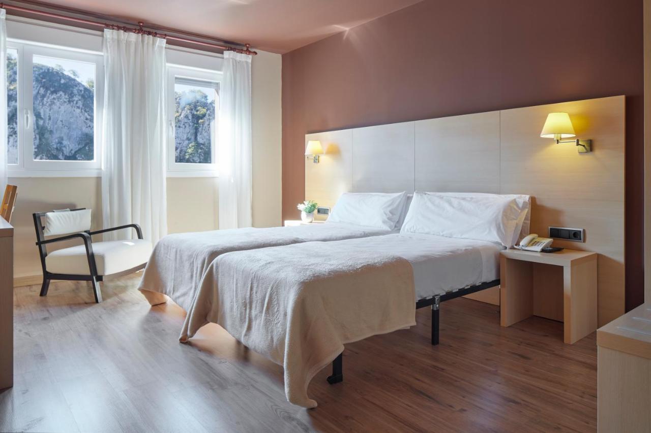 Iraipe Santuario De Arantzazu Hotel Oñate Dış mekan fotoğraf