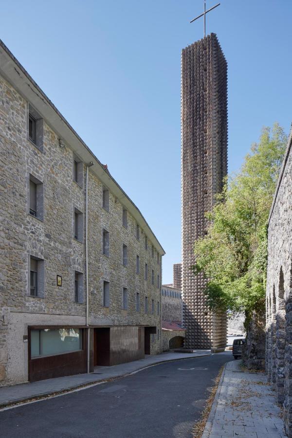 Iraipe Santuario De Arantzazu Hotel Oñate Dış mekan fotoğraf