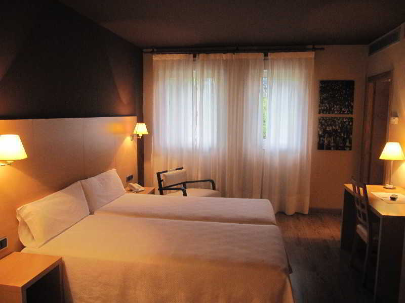 Iraipe Santuario De Arantzazu Hotel Oñate Dış mekan fotoğraf